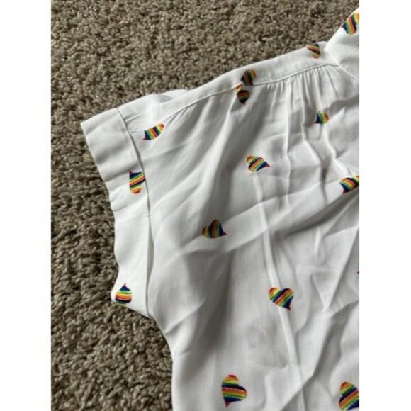 Jane and Delancey Hearts LBGT Pride button up collar T-shit Womens Size Medium - Picture 4 of 15